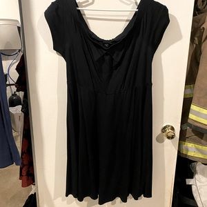 Black torrid pin up dress black size 2 or 18/20.